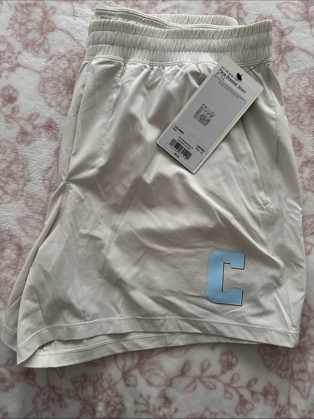 lululemon athletica Men's Cream Athletic Shorts with Light Blue 'C'